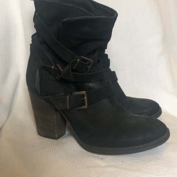 Steve Madden Western inspired heeled boots - Picture 7 of 7